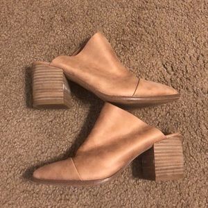 Suede taupe heeled booties